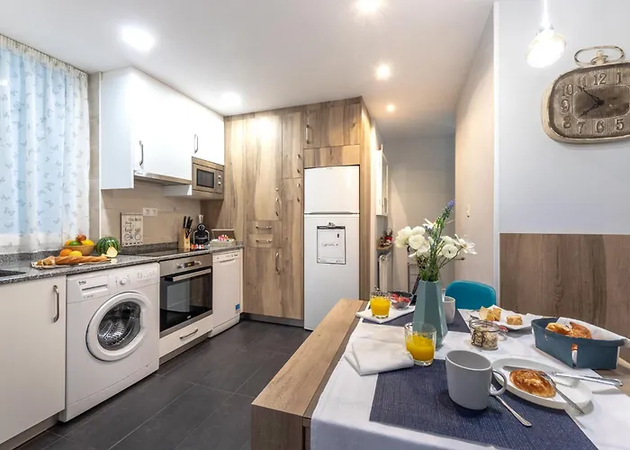 Lägenhet Inside Old Town By Alojarte